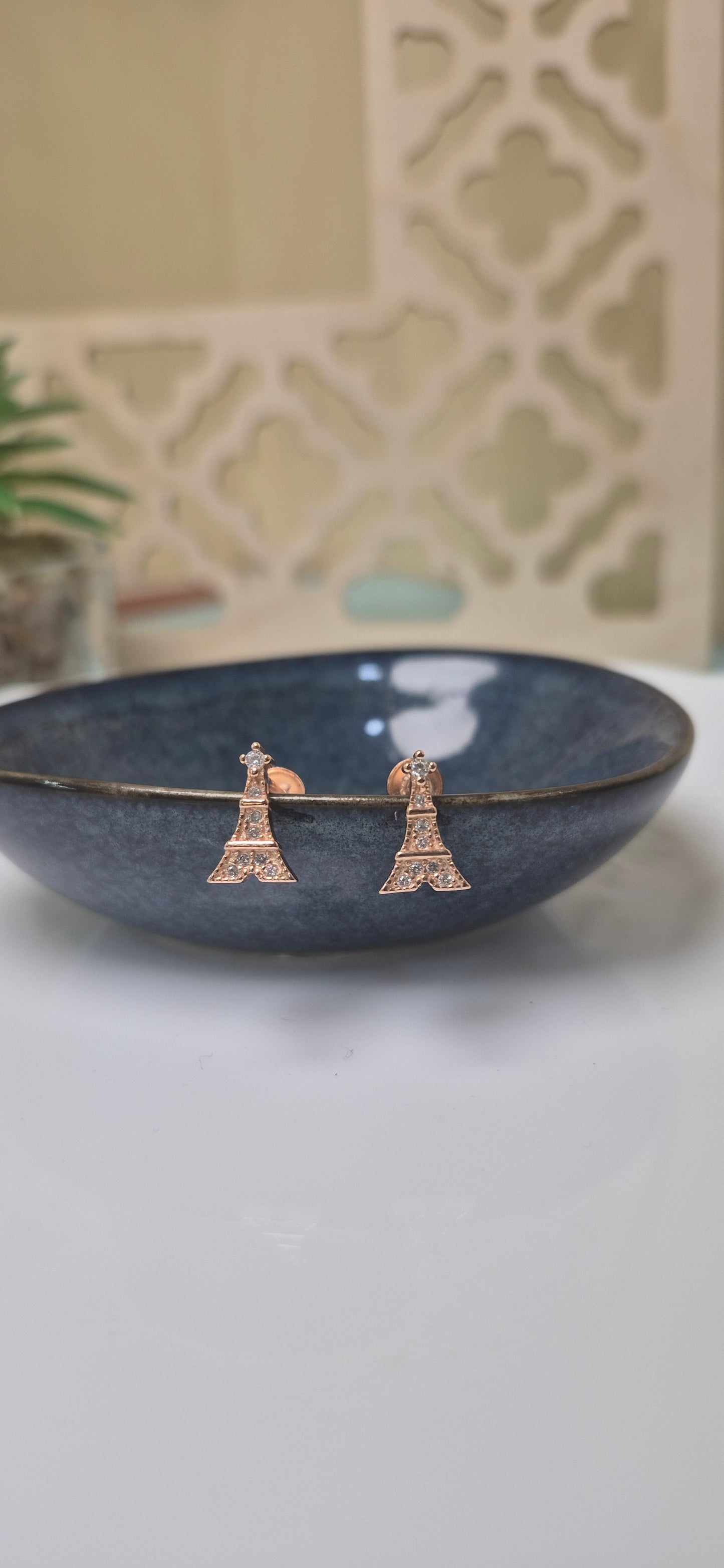 Eiffel Tower stud