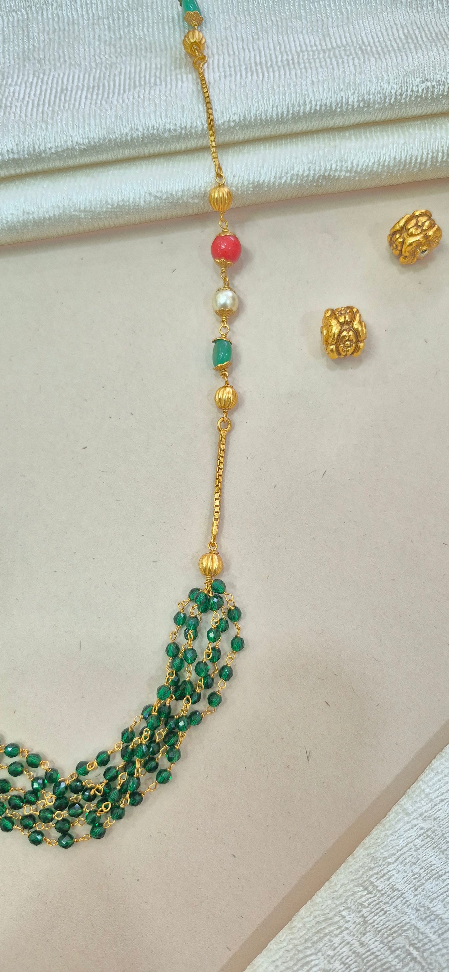 Beads chain