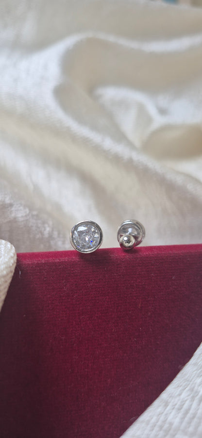 Round zircon helix stud