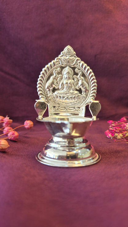 Kamakshi deepam