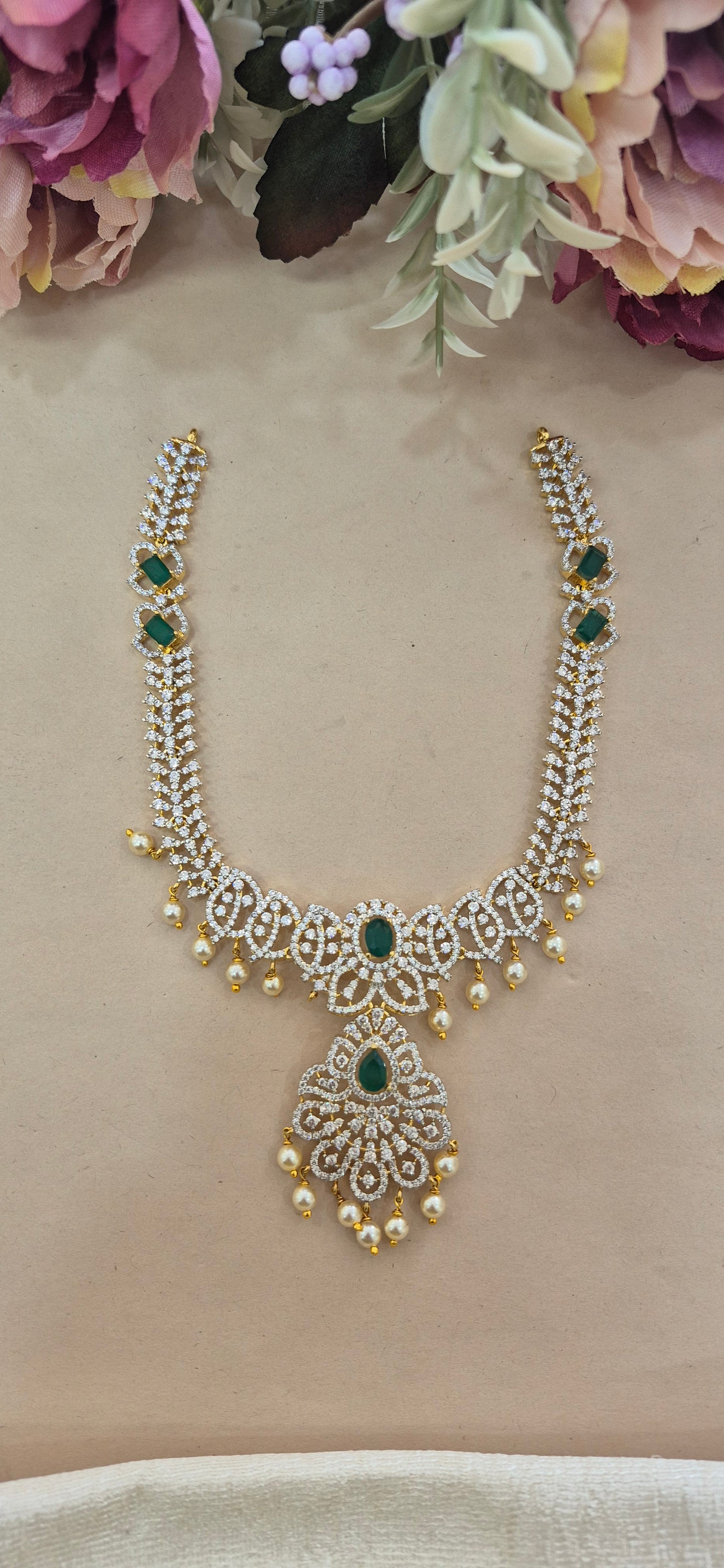 Cubic zircon Stone necklace