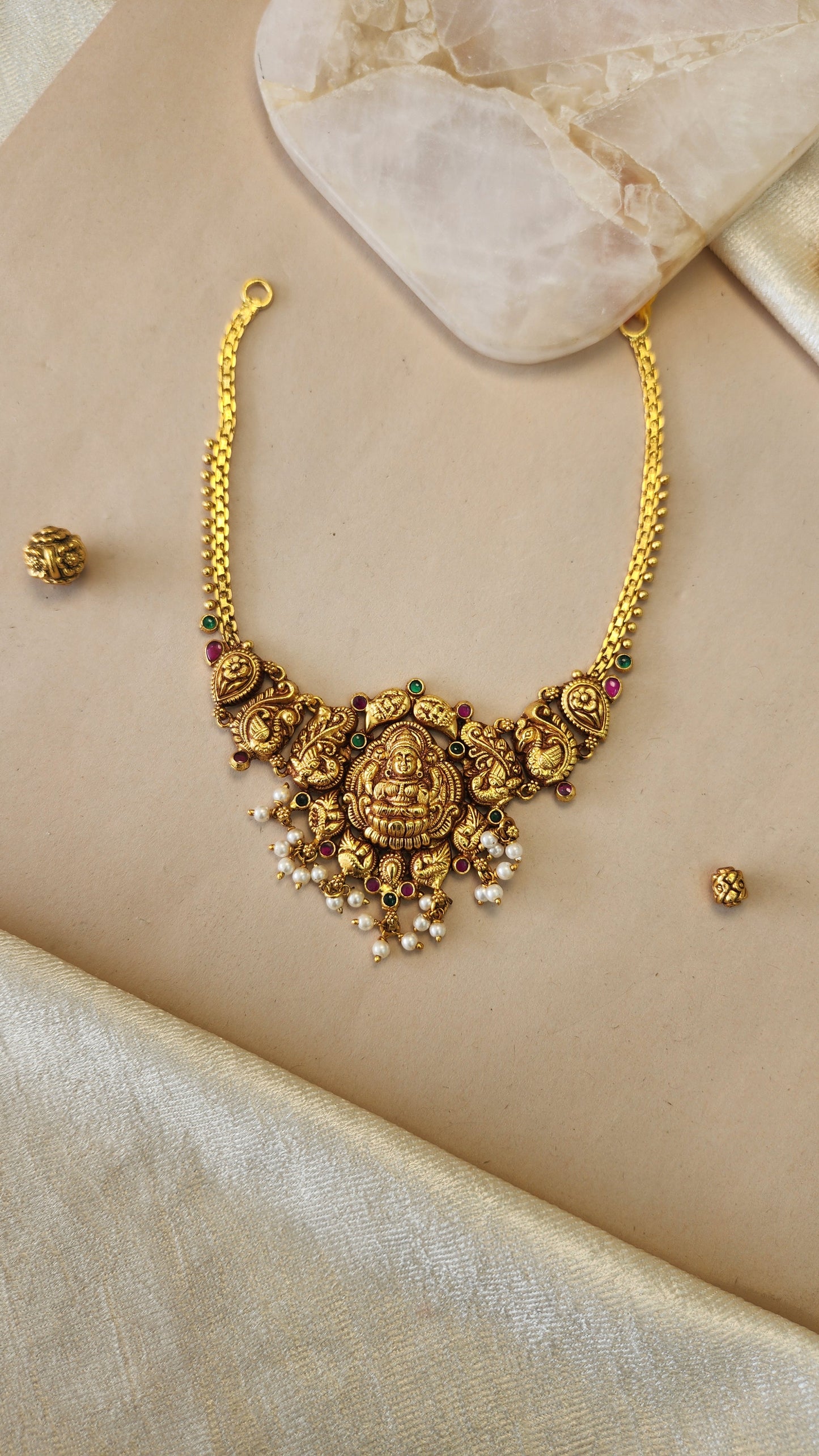 Short Lakshmi Necklace with pearls drops