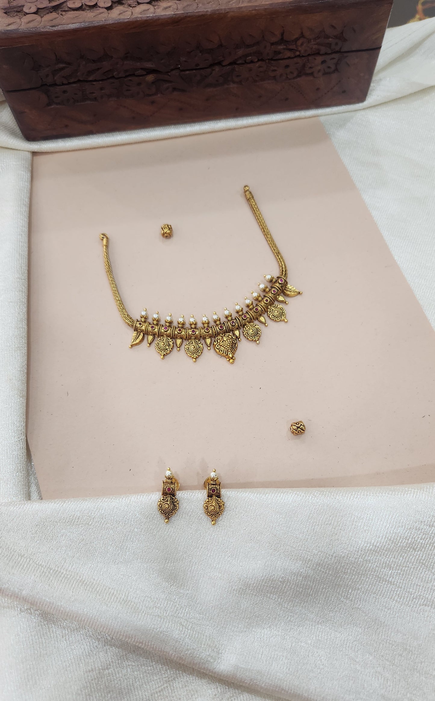 Short Necklace