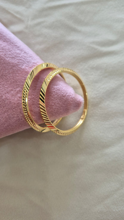 Baby bangles