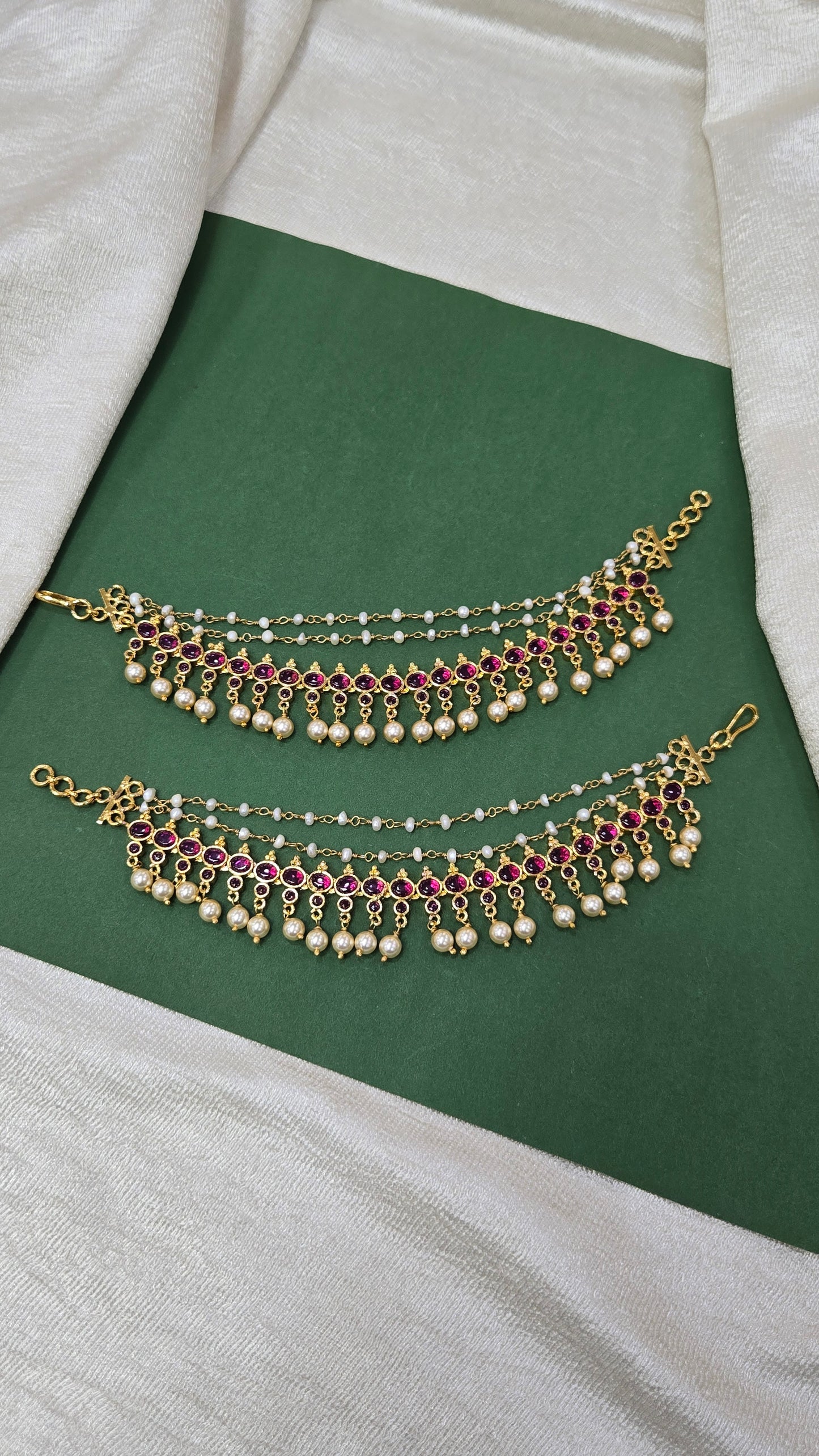 1 Red Kundan layer with 2 layer maati