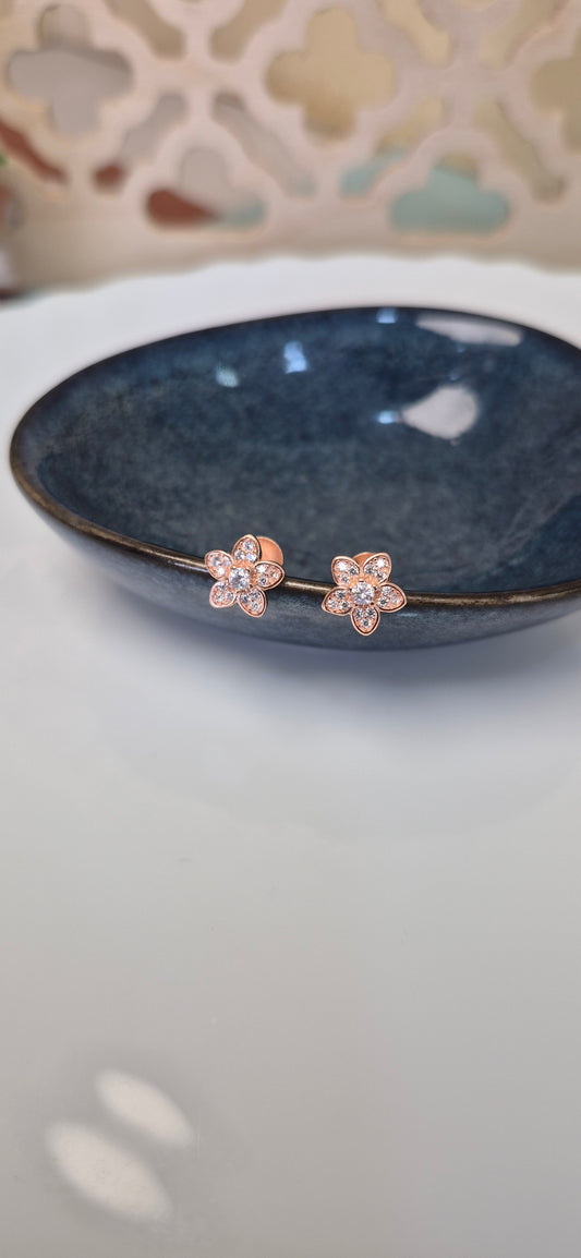 Flower stud