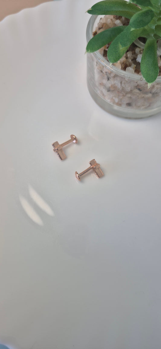 Cz Cross stud