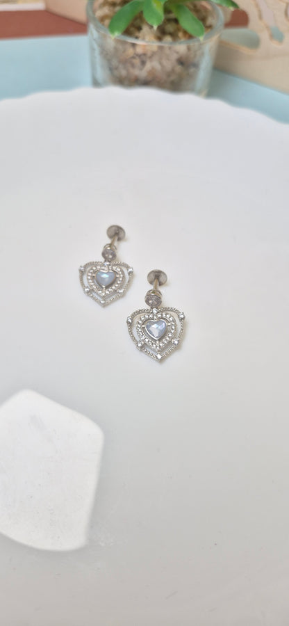 Mop heart stud