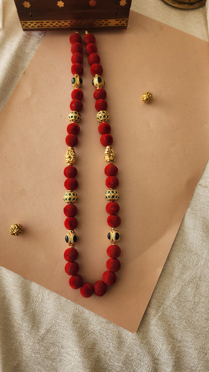 Red Thread Ball Long Haram