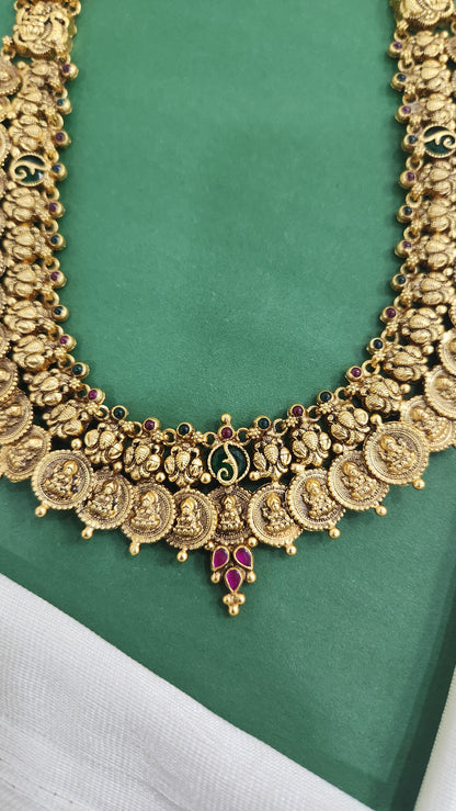 Ganda berunda and laxmi motif kasu hara