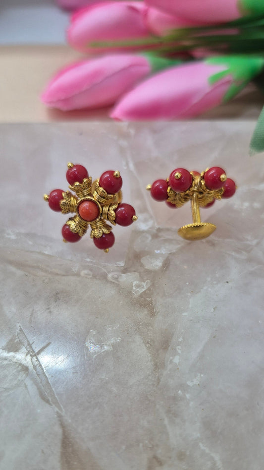 Coral stud