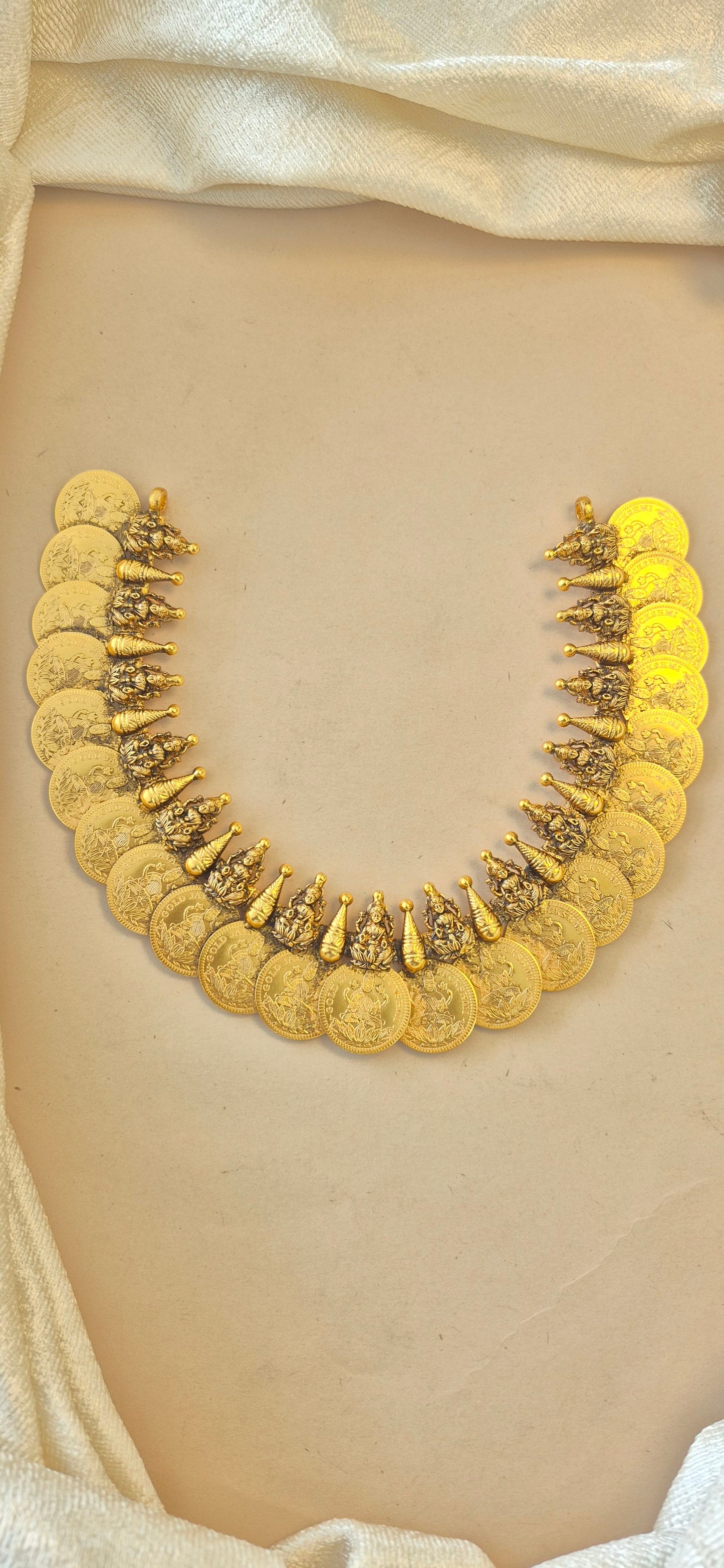 Special Kasu Short Necklace
