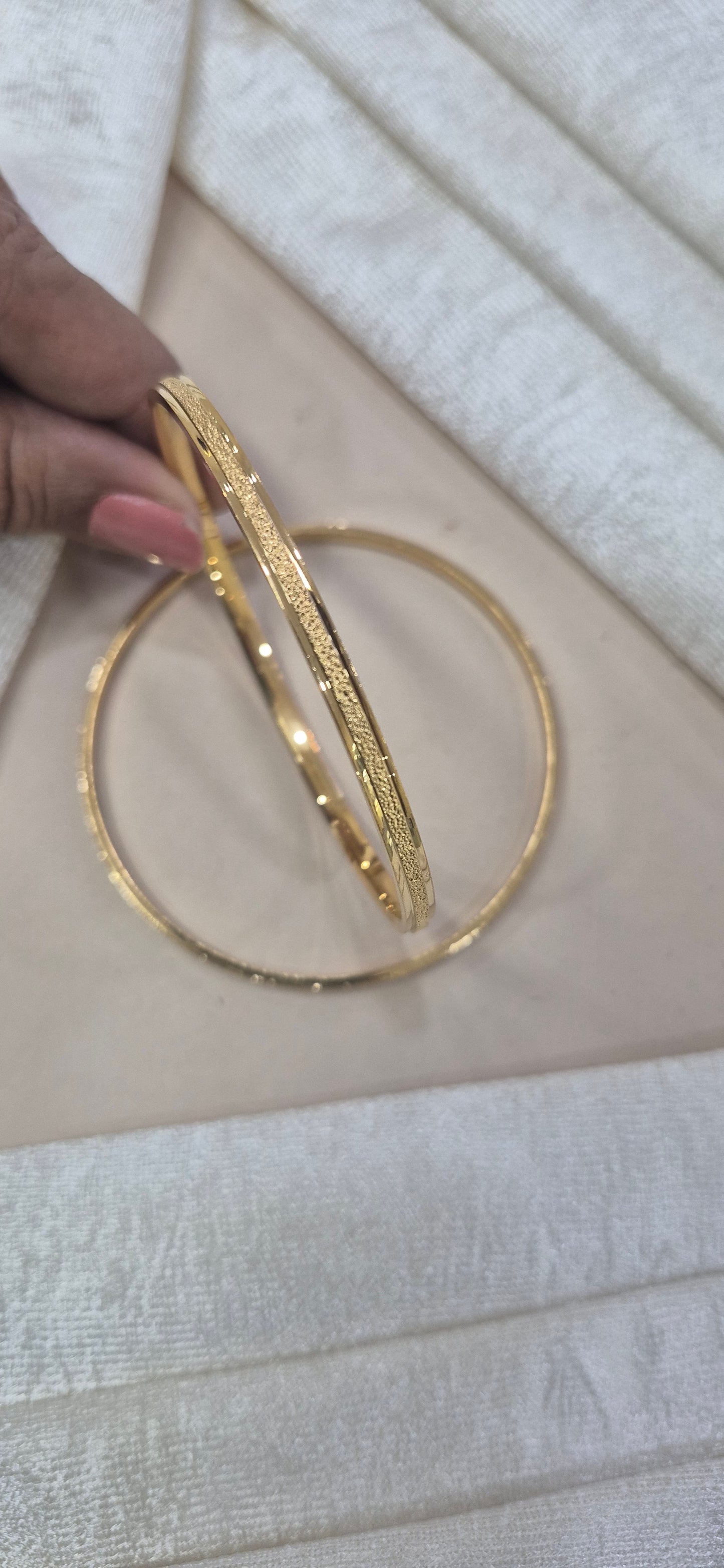 Plain bangles 2.8