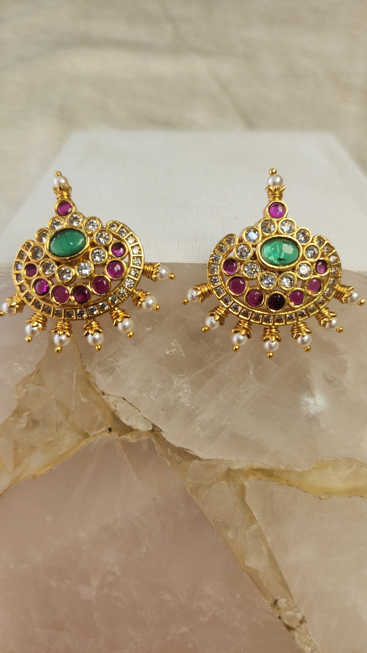 Kundan stud Earrings