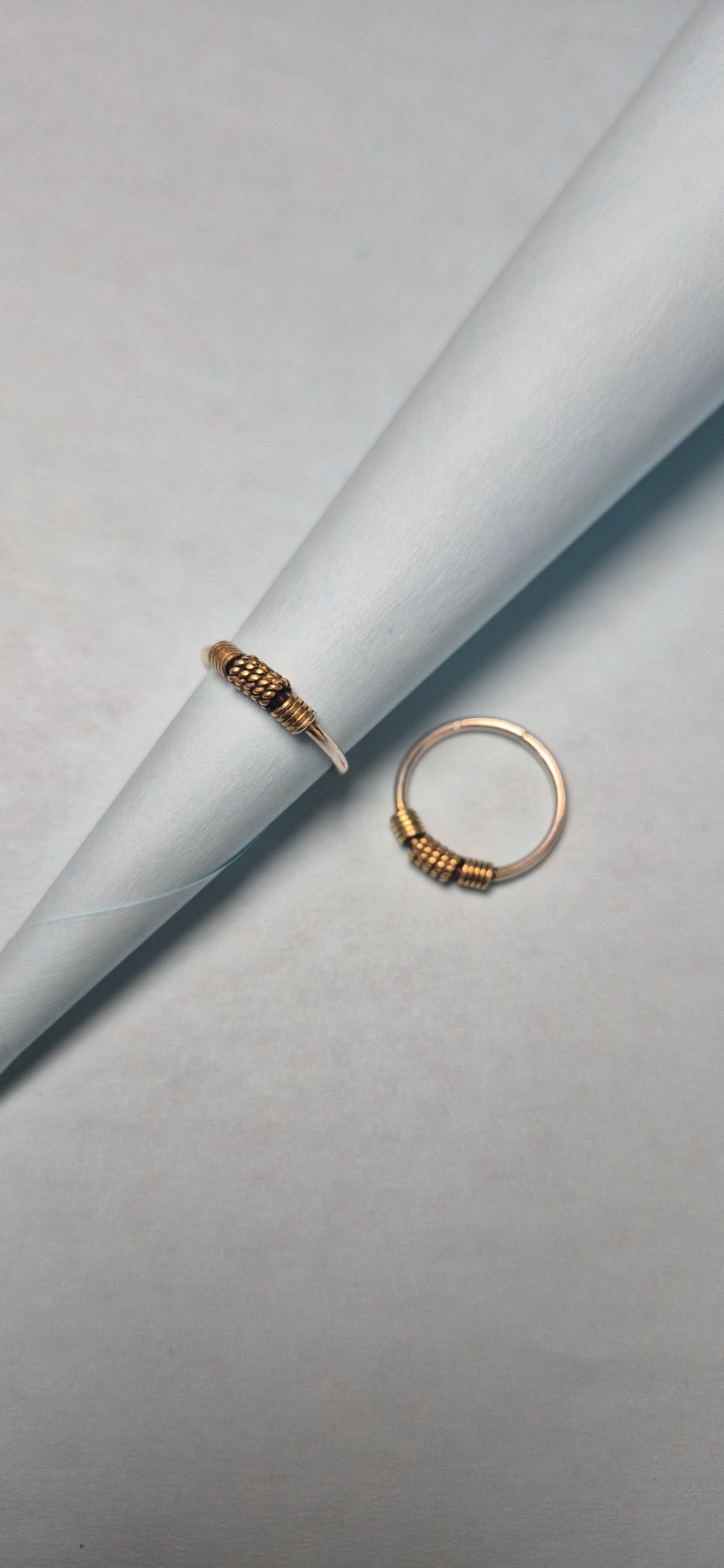Dual tone simple toe rings