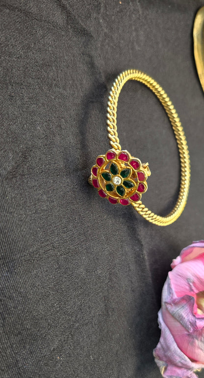 Contemporary Iham kundan bangle