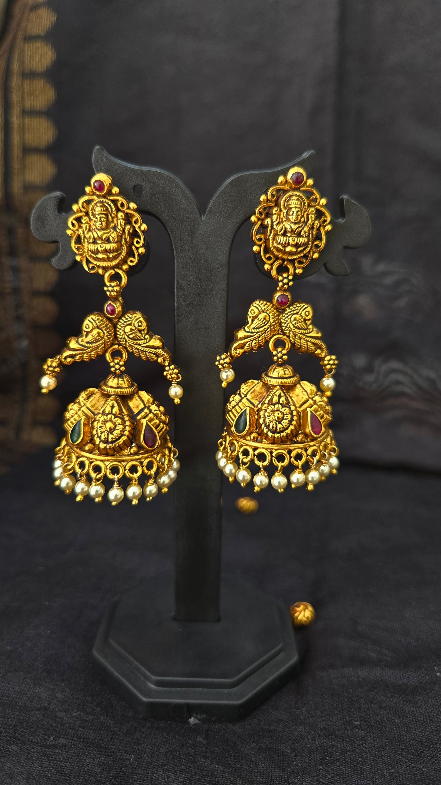 Nakas long jhumka
