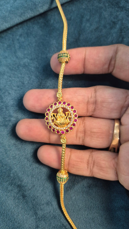 Lakshmi mogapu mangalyam chain