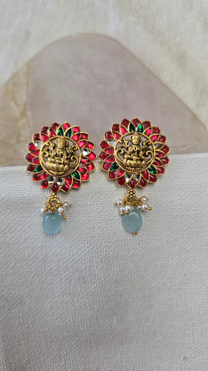 Kundan Laxmi stud Earrings