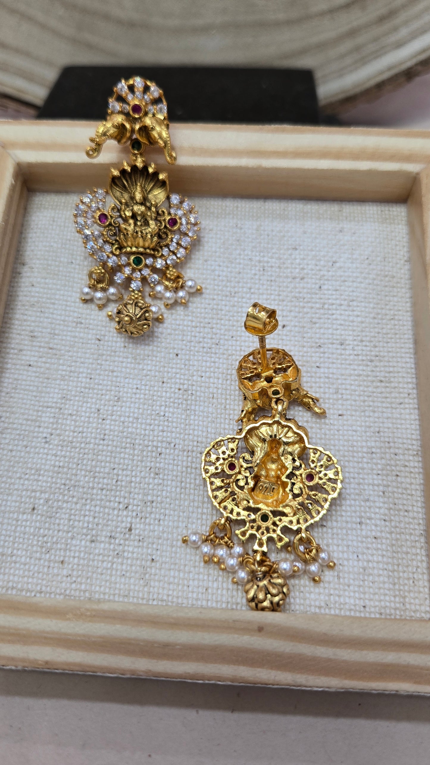 Nagaru long drops earring