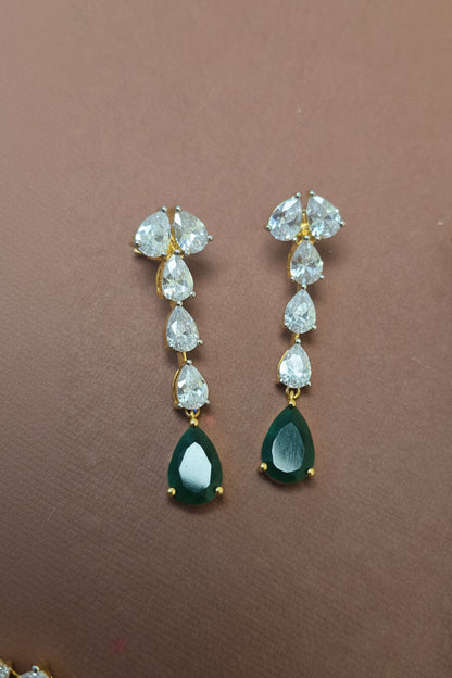 Solitaire look alike stone necklace