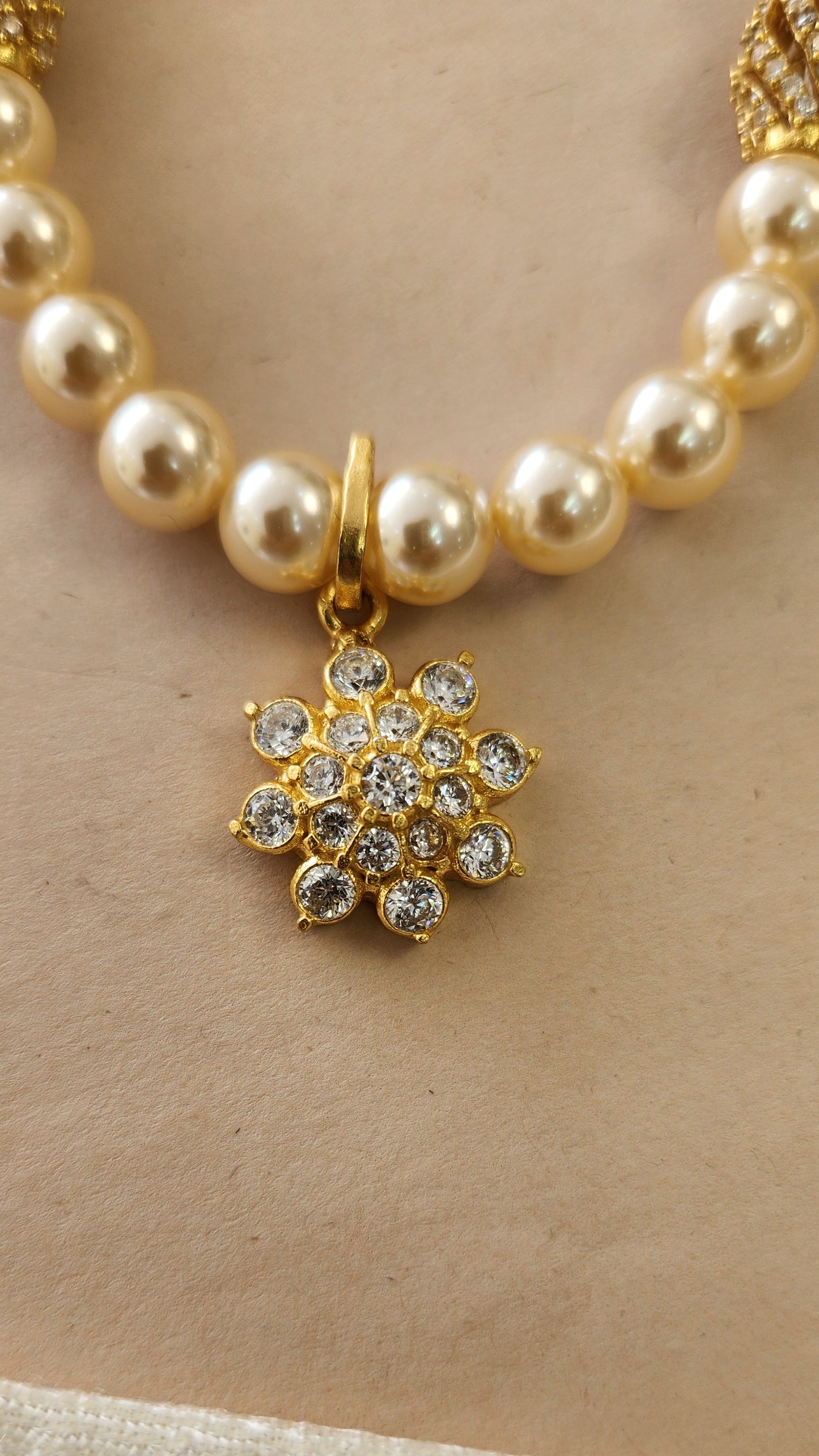 Pearls stone Necklace