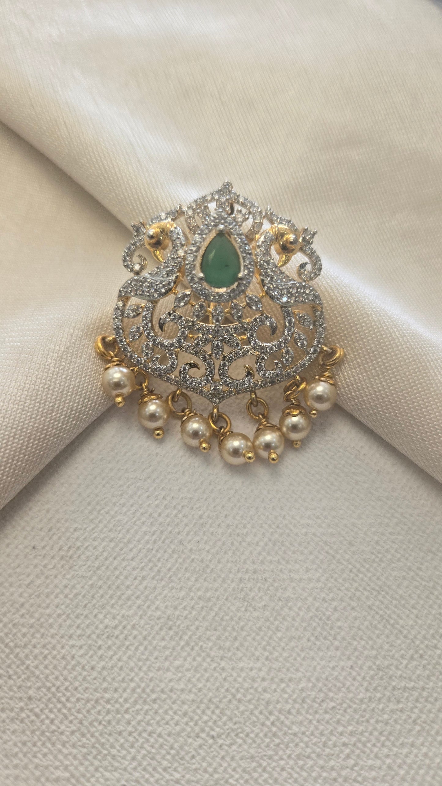 Zircon stone pendant