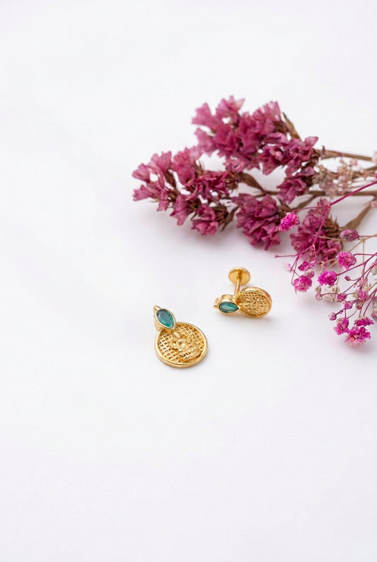 Small green stone Lakshmi coin stud