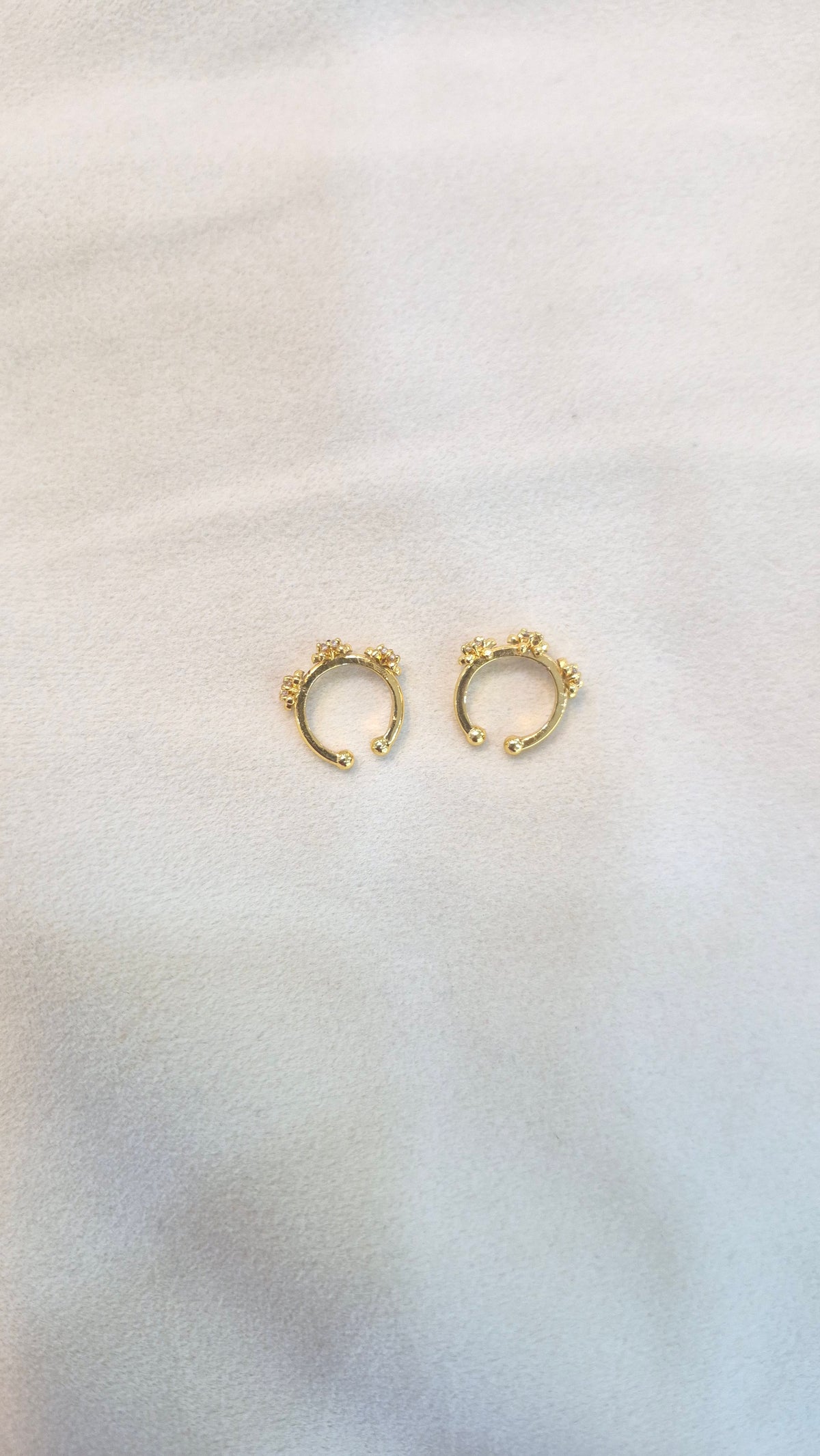 Ear cuff Bugadi 3 stone