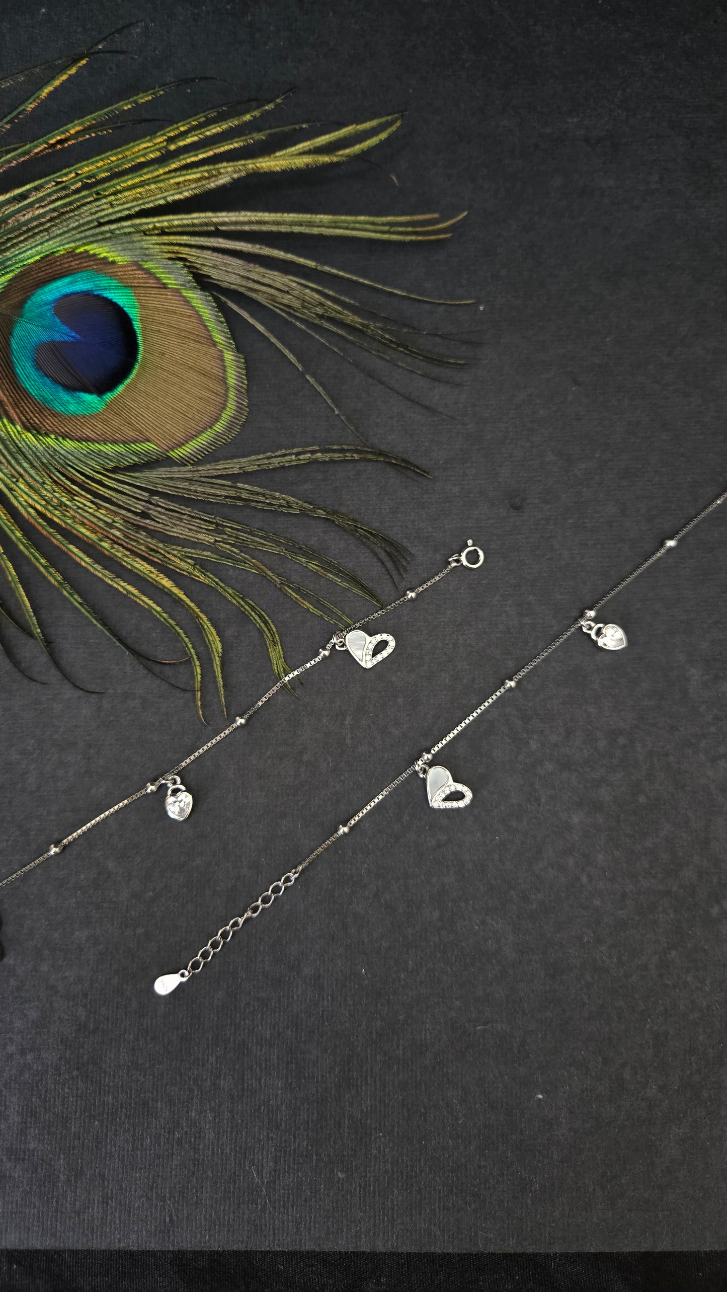 Mother of pearls and zircon hearts anklets
