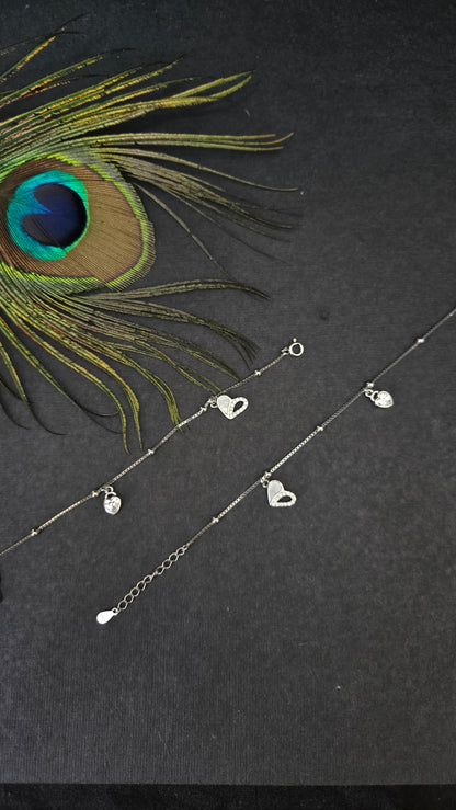 Mother of pearls and zircon hearts anklets