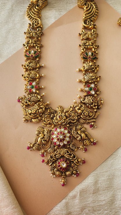 Deep Nakas Kundan Haram