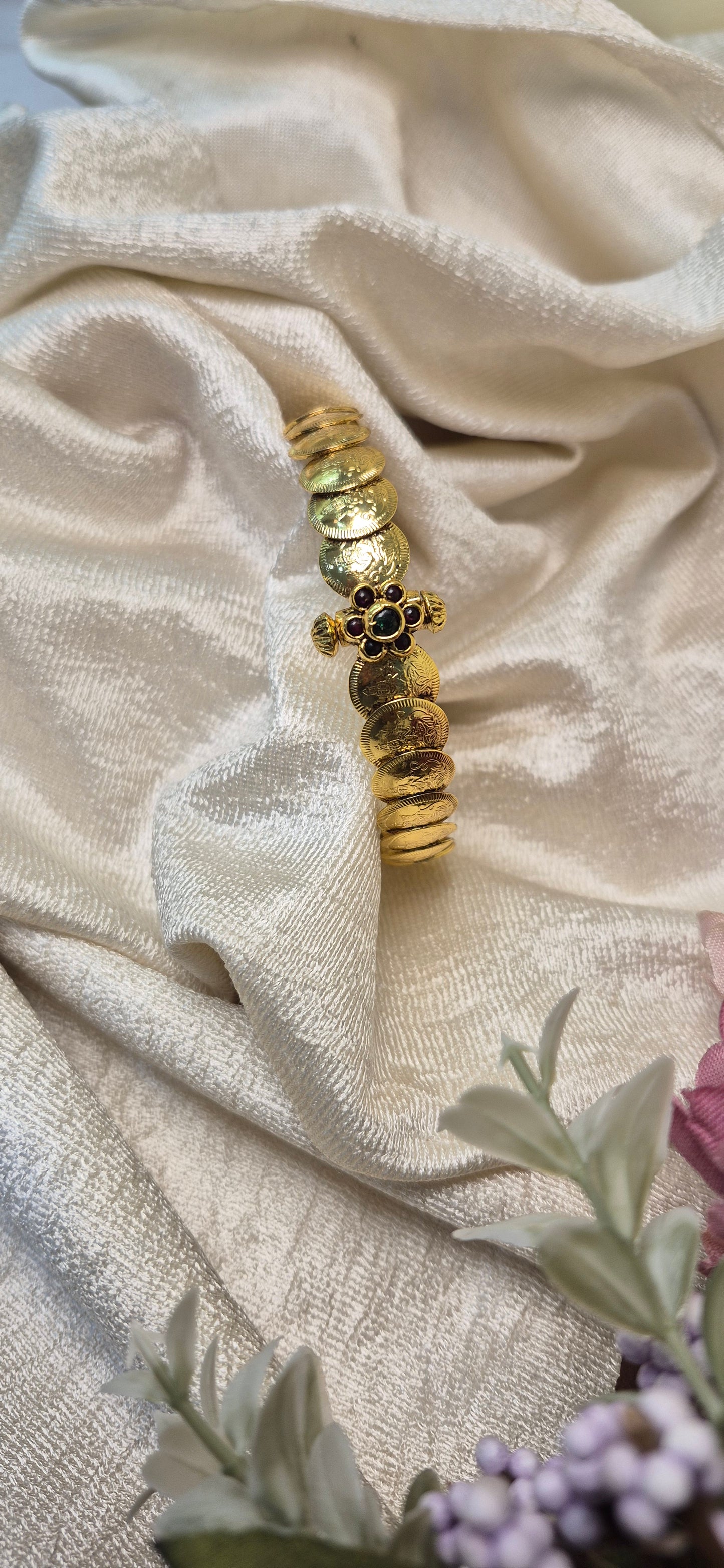 Kasu bangles kada style