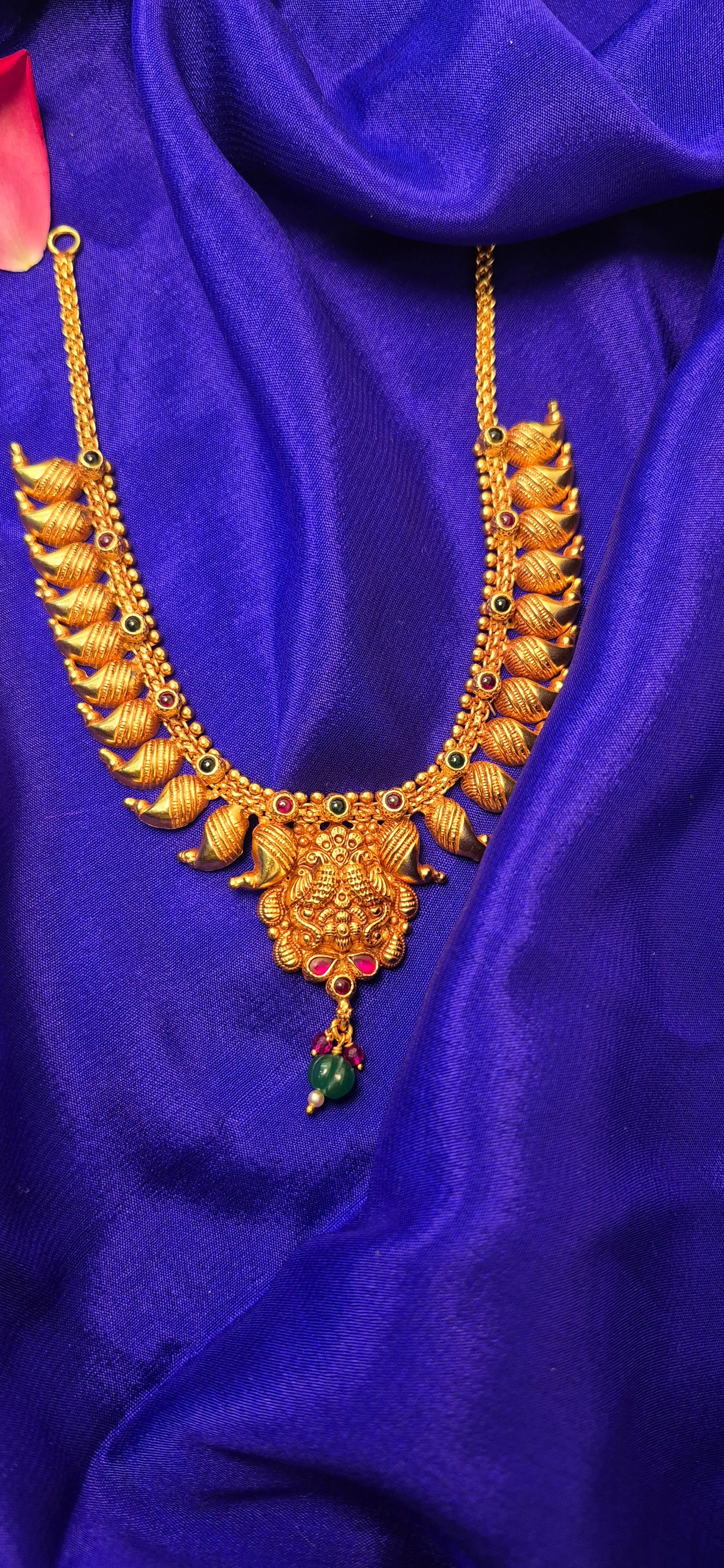 Mango necklace