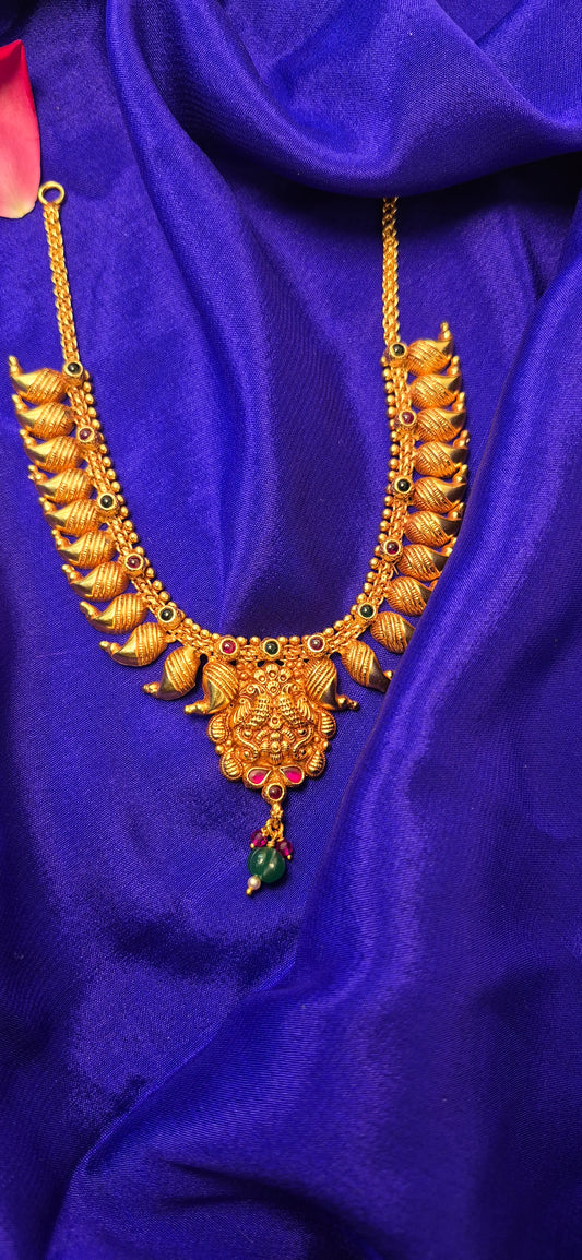 Mango necklace