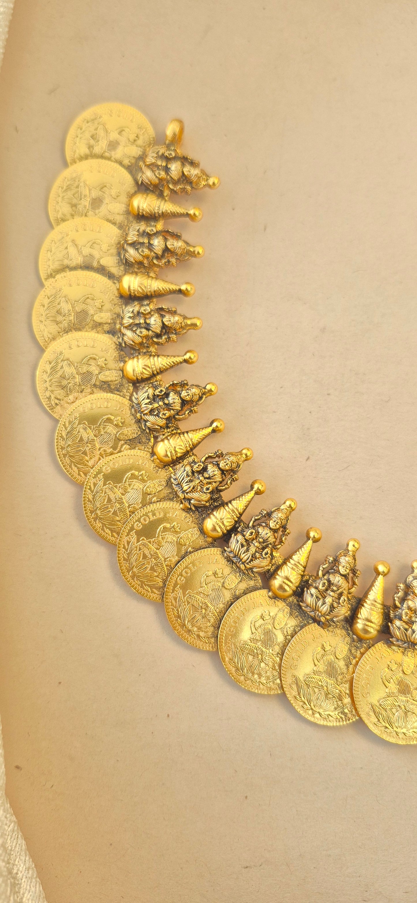 Special Kasu Short Necklace