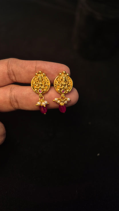Nagaru stud