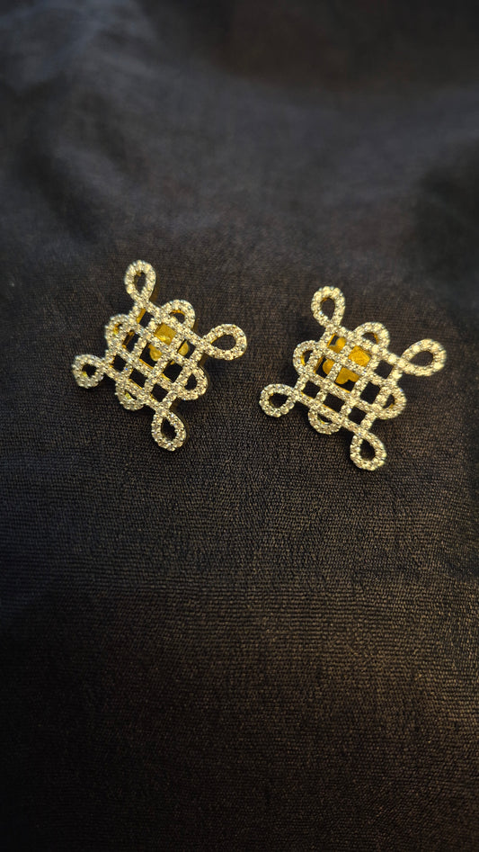 Kolam pendants with stud