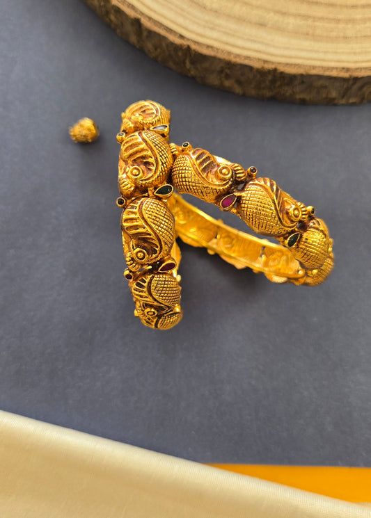 Nagas Mango motifs bangle