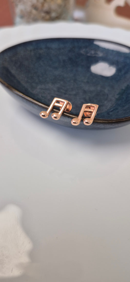 Musical note stud