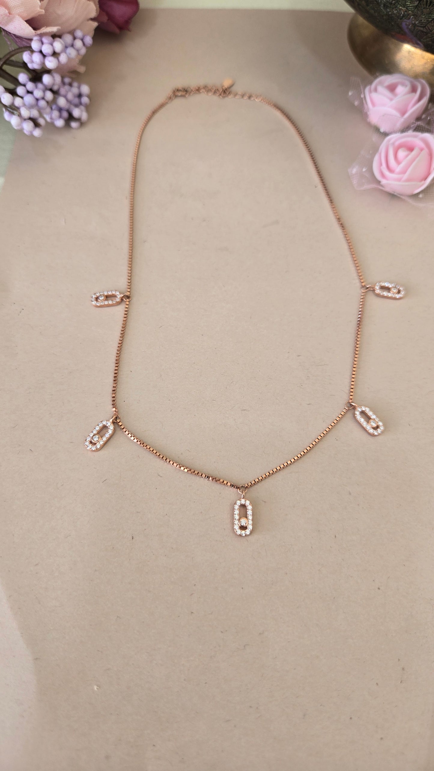 White stoned invisible chain