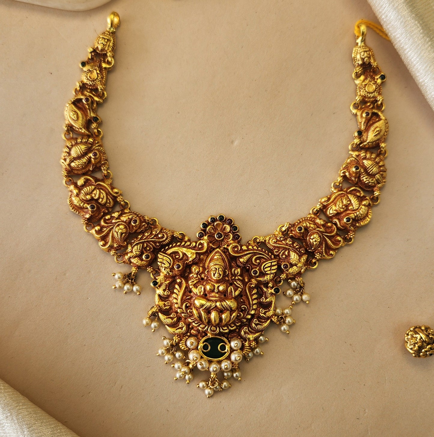 Laxmi Nagas Necklace with pearls drops