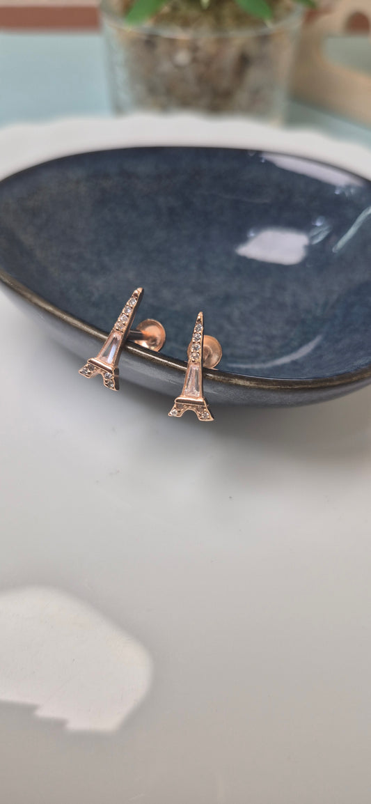Eiffel Tower stud