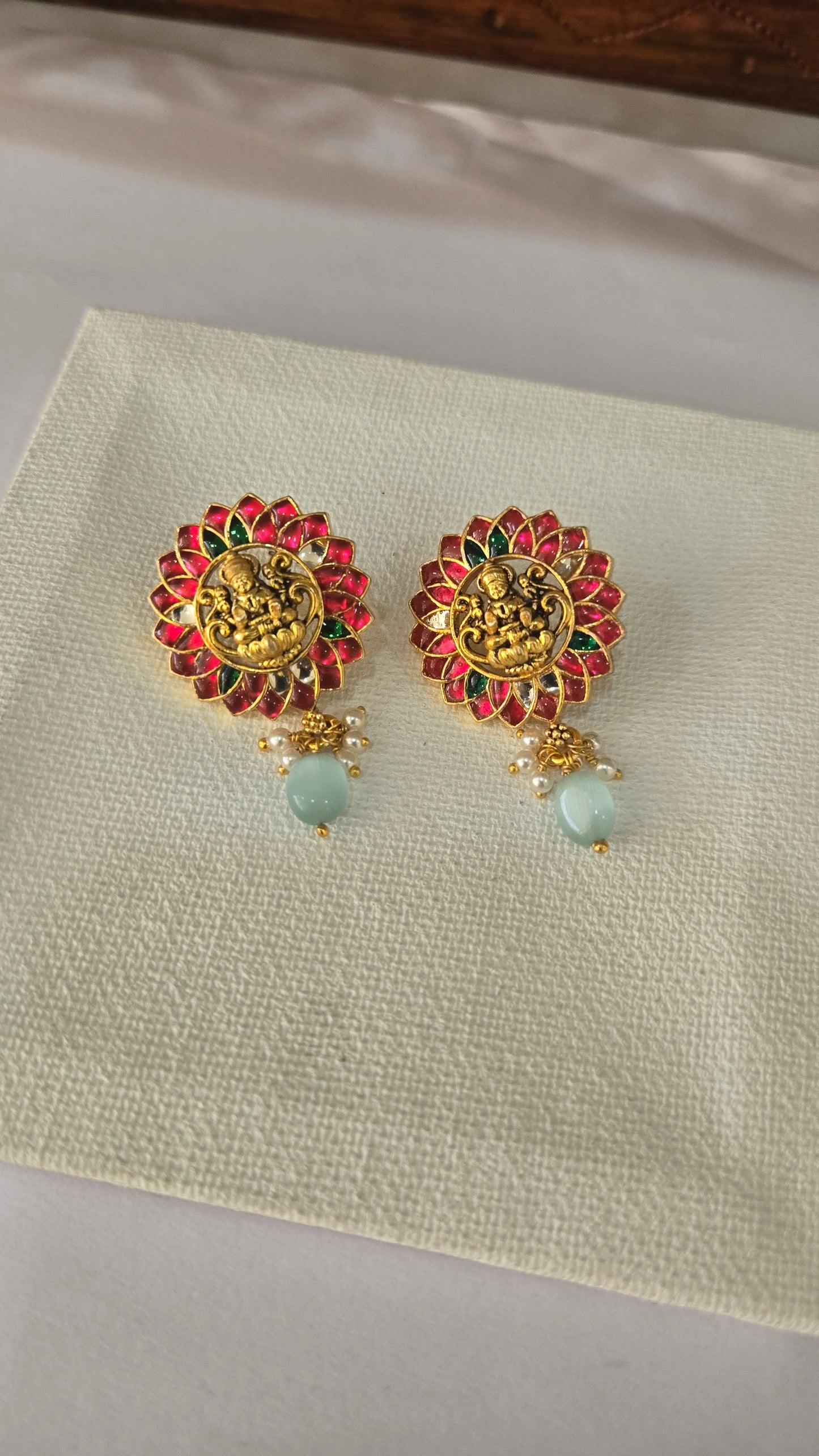 Kundan Laxmi stud Earrings