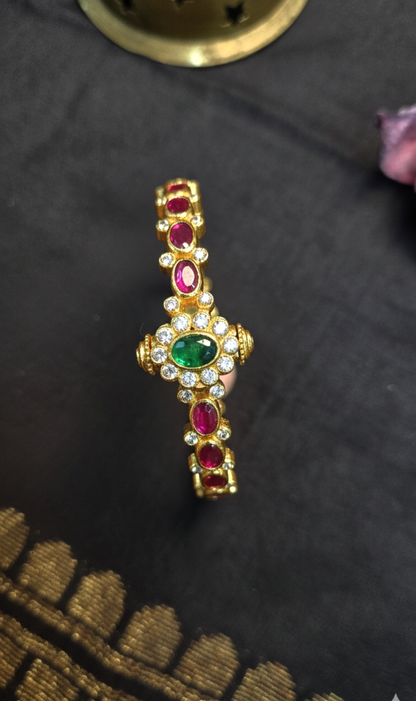 Red Kempu Kada bangle single