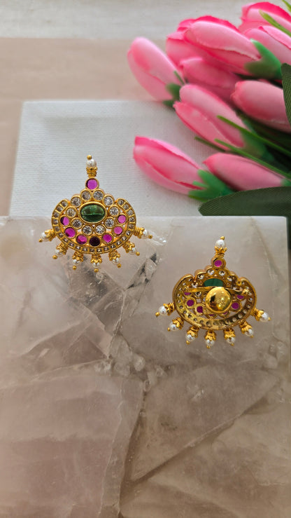 Stone chandbali stud