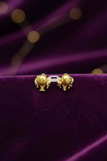 Sanku Chakra stud