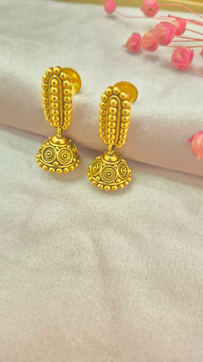 Small jumka