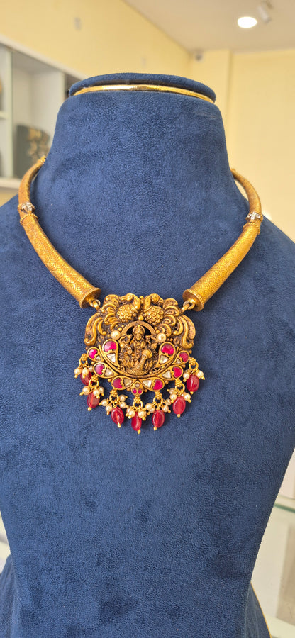 Antique kanti with Kundan pendant