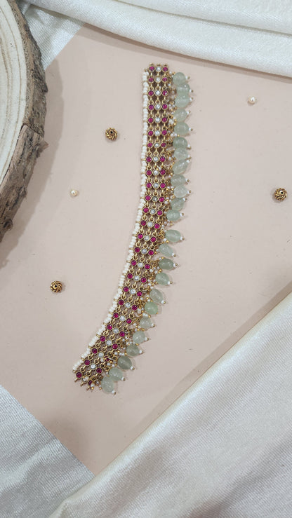 Kundan choker